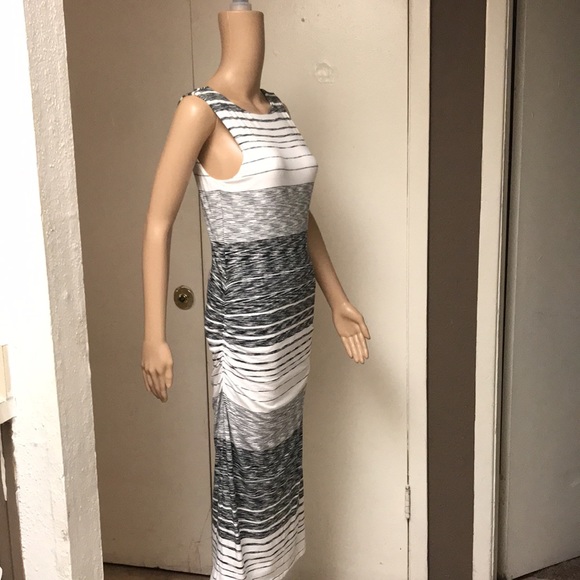 Athleta Dress/ Athleta white black striped Ruched midi dress - Picture 5 of 5